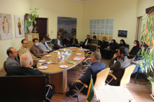 نشست حوزه ریاست دانشگاه با اعضای هیات‌علمی دانشکده هنر